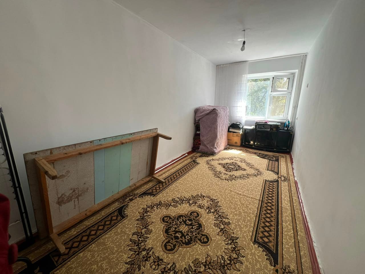 Продажа, 104 серия, 2 ком, 44 м2, этаж 3/4, Сост: Среднее