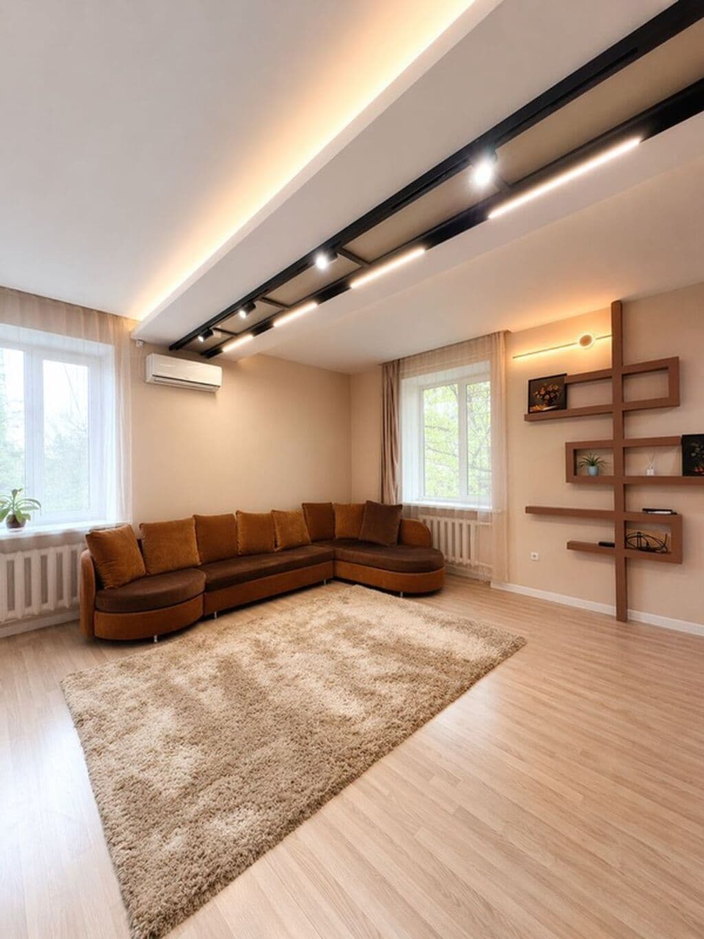 2 ком, Сталинка, 50 м2, этаж 3/3, Сост: Евроремонт