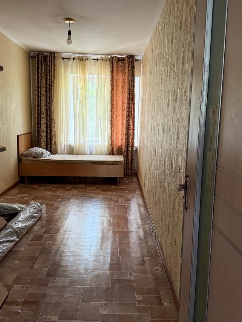 3 ком, 104 серия, 58 м2, этаж 3/4, Сост: Евроремонт