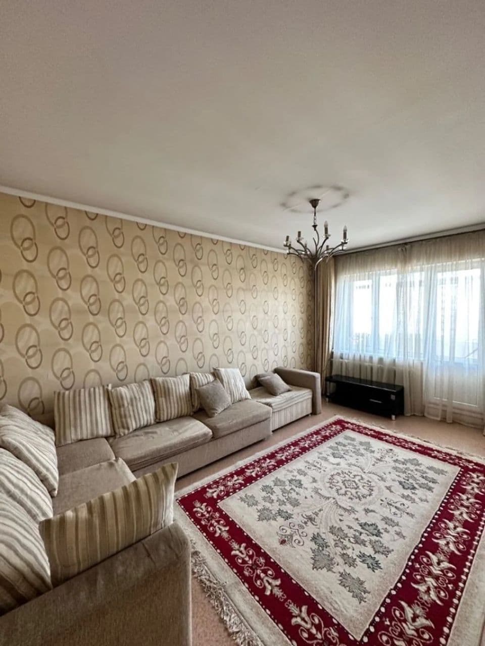 Аренда, 106 серия, 3 ком, 70 м2, этаж 6/9, Сост: Хорошее