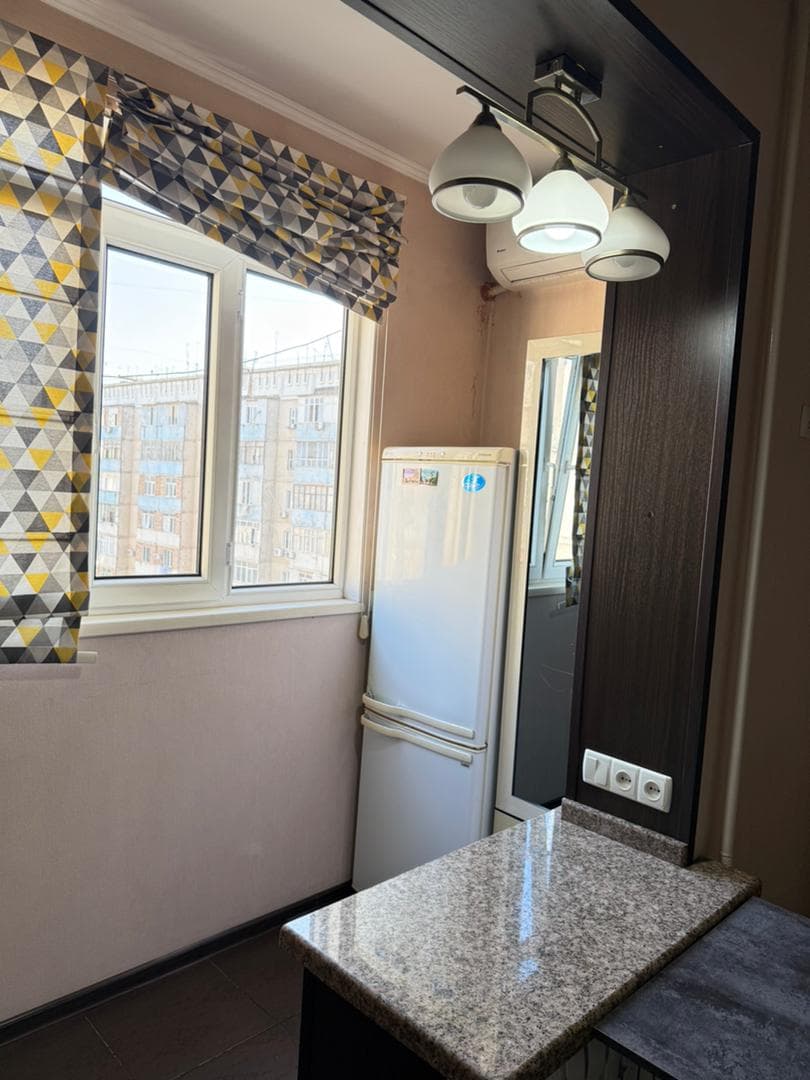 2 ком, 106 серия, 52 м2, этаж 8/9, Сост: Евроремонт