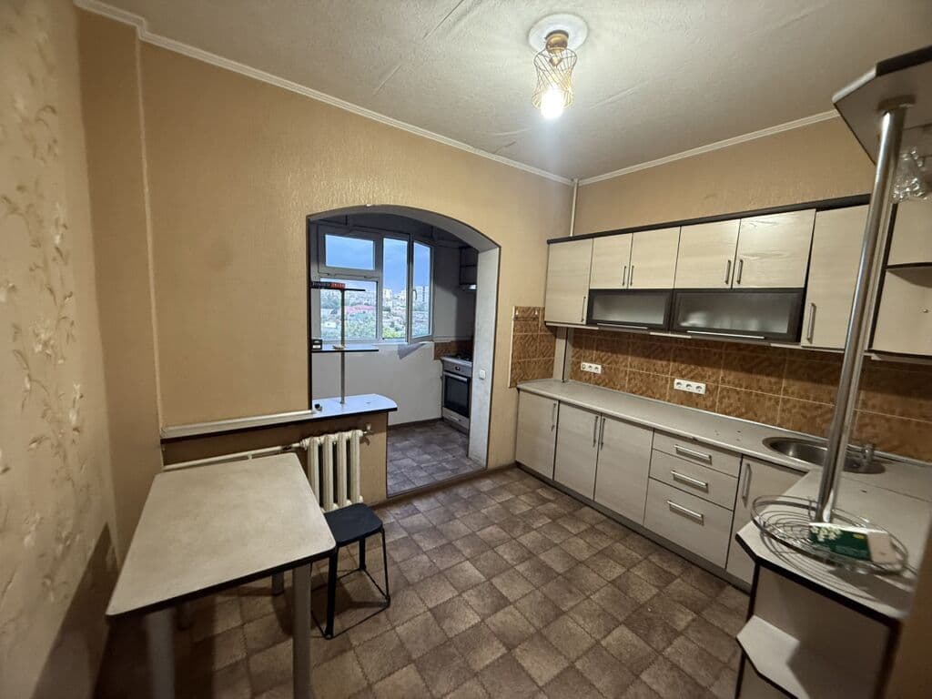 2 ком, 106 серия, 52 м2, этаж 6/8, Сост: Среднее