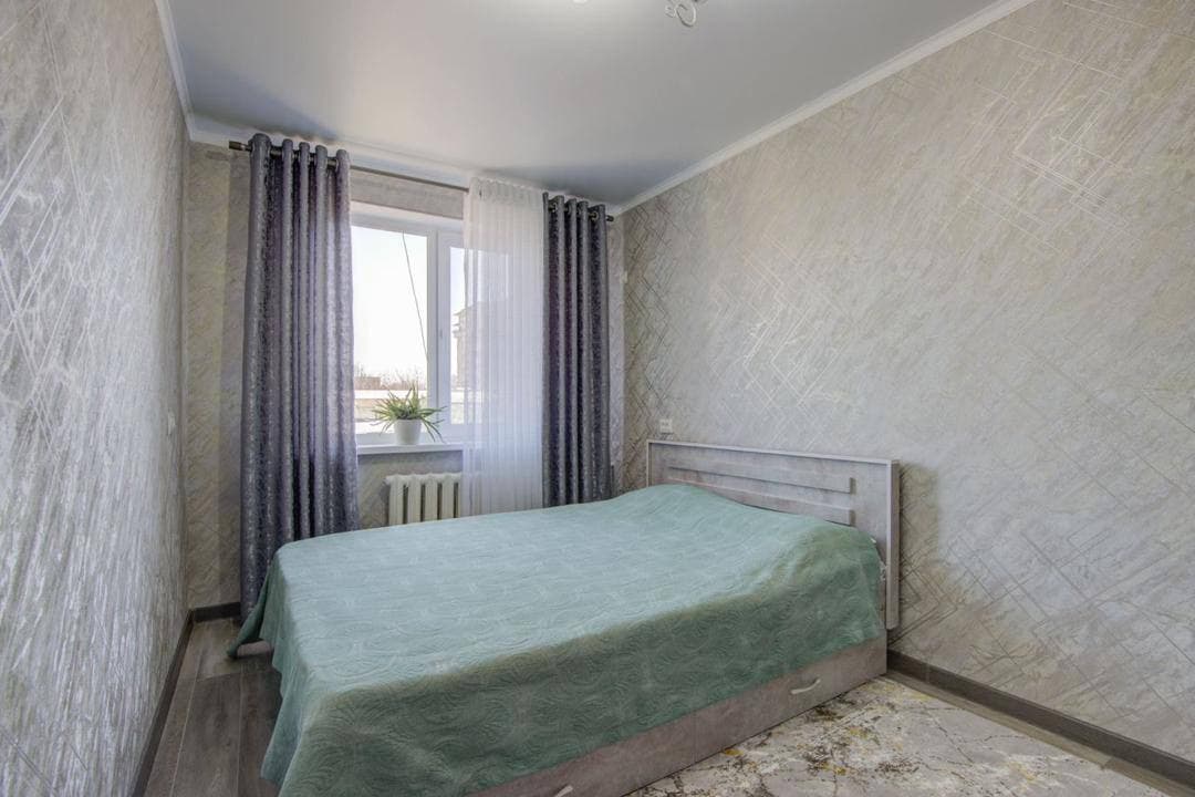 Аренда, 104 серия, 2 ком, 44 м2, этаж 4/4, Сост: Евроремонт