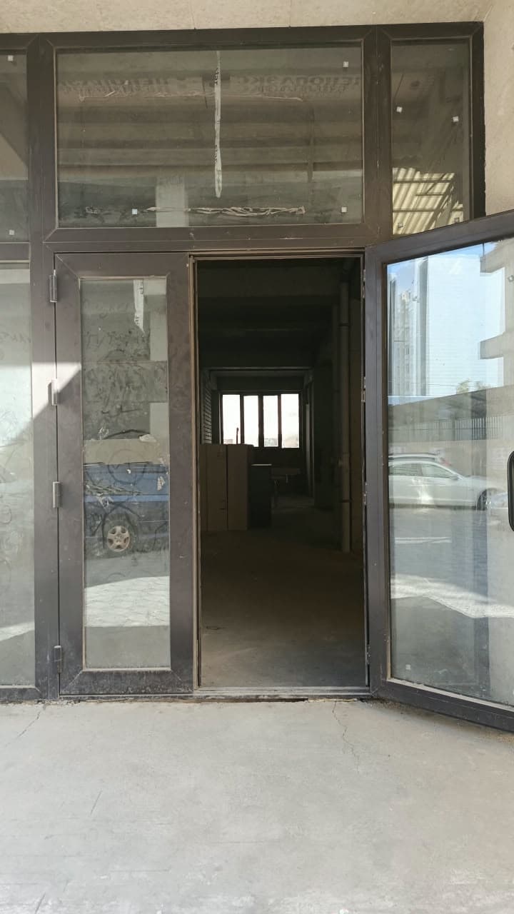 Офис, Коммерческая, 270 м2, этаж 1/10, Сост: Сдан ПСО