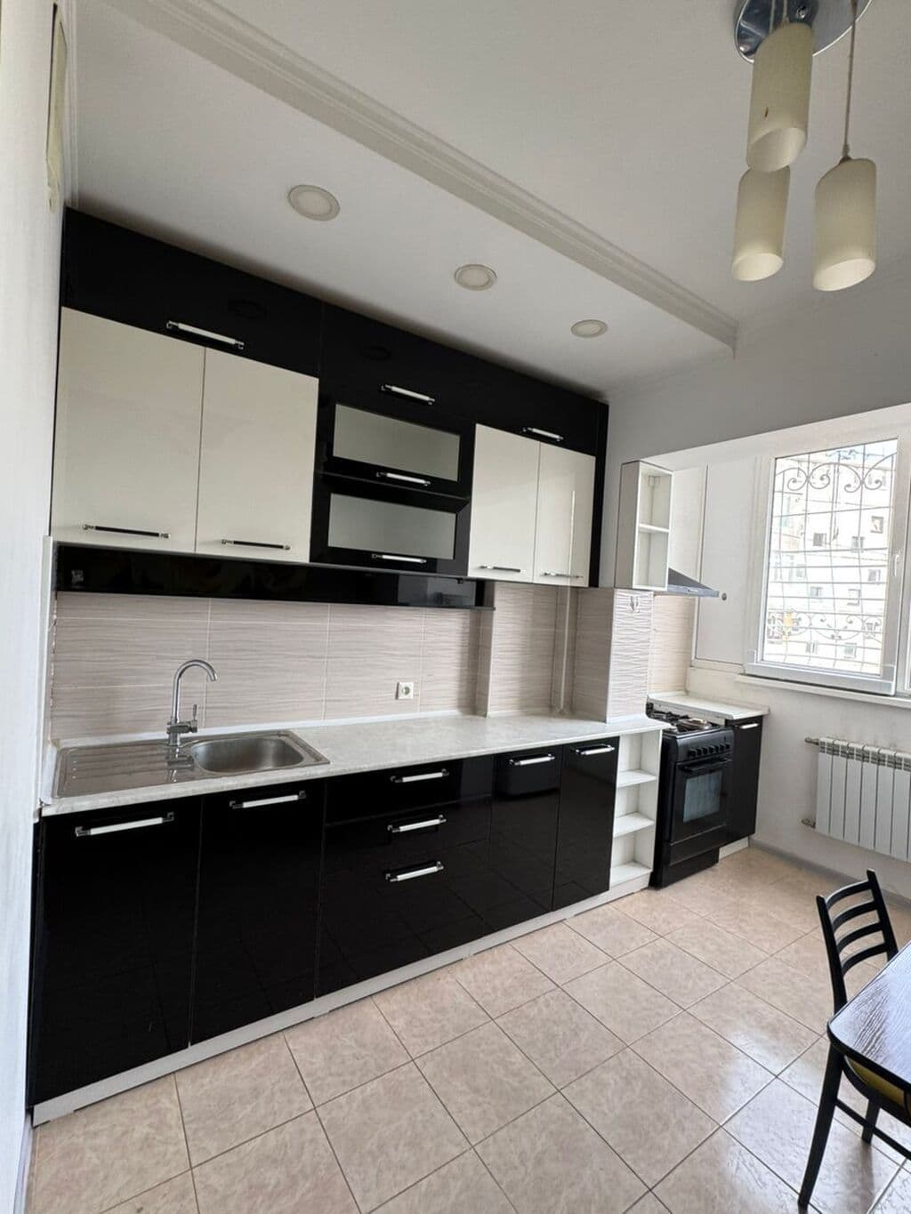 Продажа, 106 серия, 3 ком, 64 м2, этаж 8/9, Сост: Евроремонт