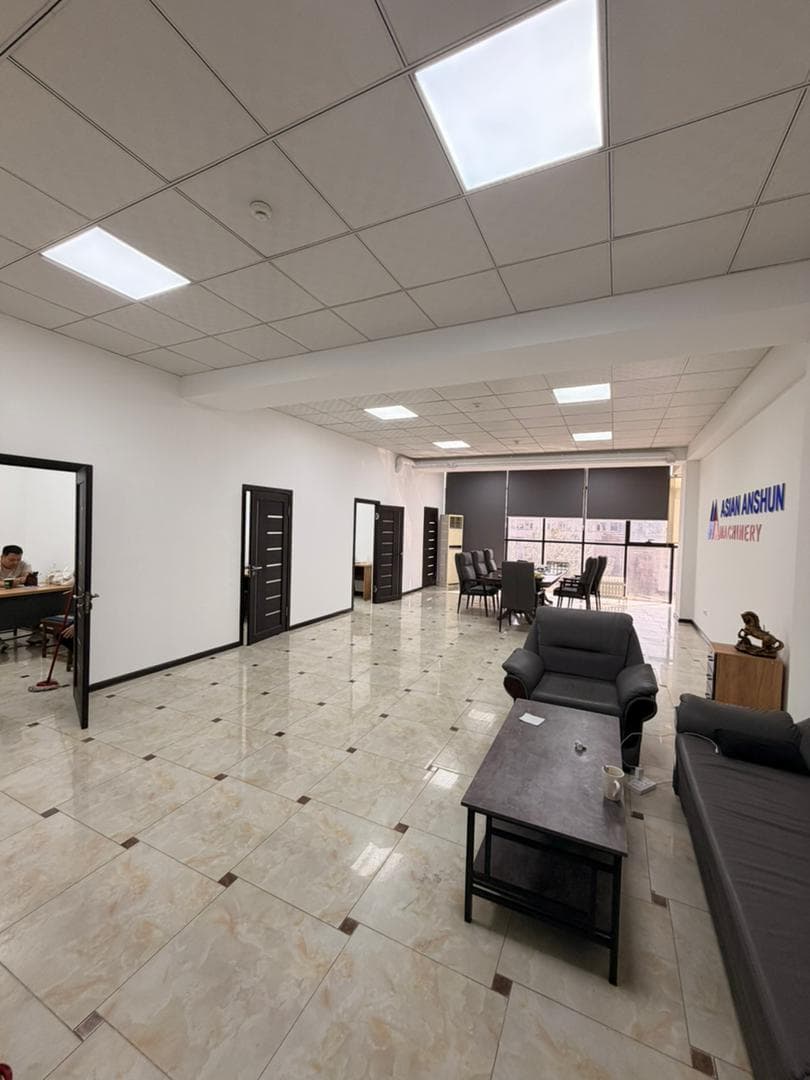 Офис, Коммерческая, 100 м2, этаж 3/8, Сост: Евроремонт